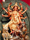 La Déesse Durga que les Dieux impuissants ont appelé à leurs Secours...